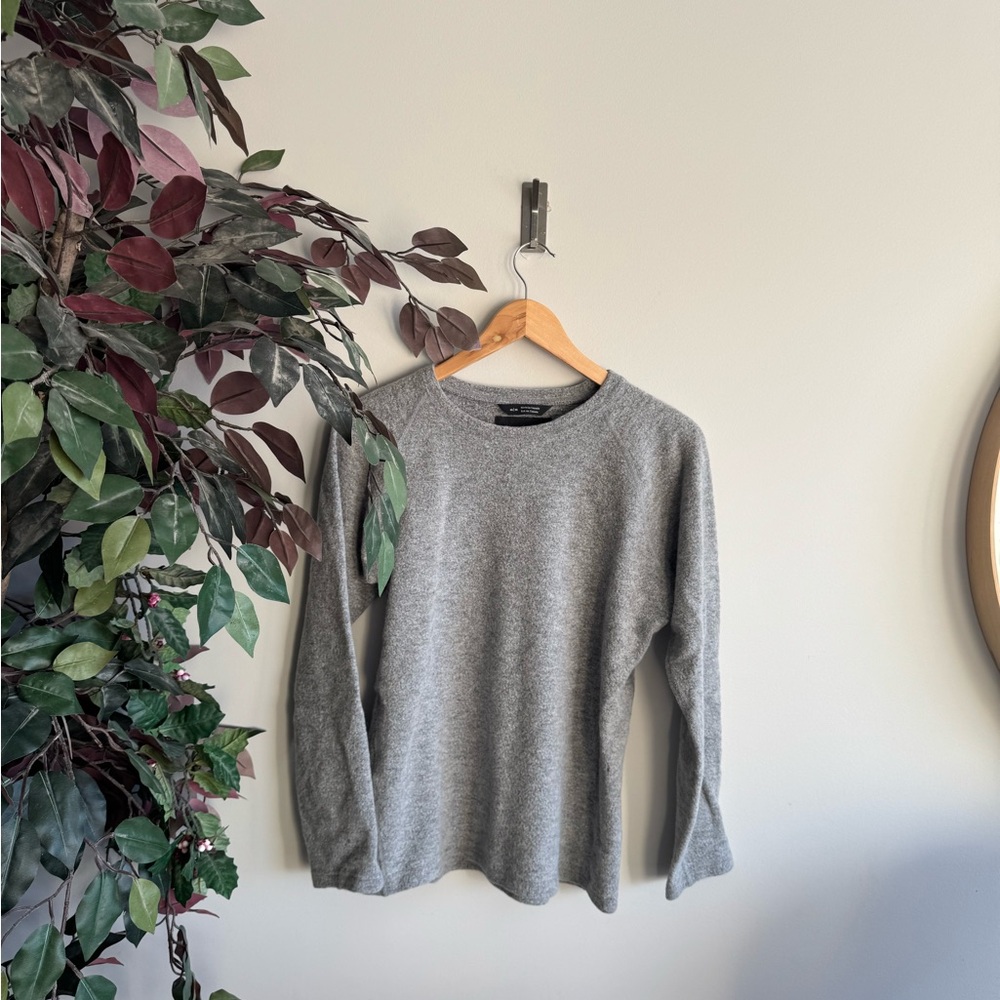 Wings + Horns Heather Gray Knit Top